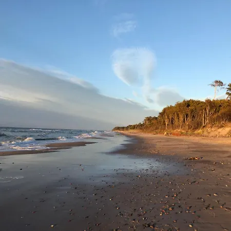 Sloneczny Zakatek Jerzy Stryczek Dom wakacyjny Rusinowo (Slawno)